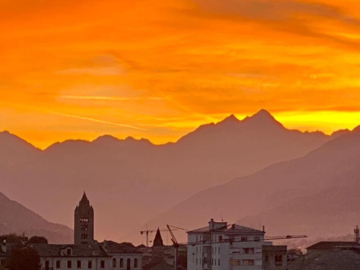 Attico Bellavista Lägenhet Aosta Exteriör bild