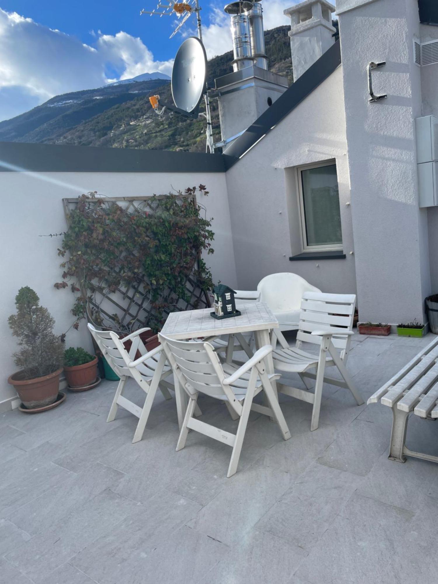 Attico Bellavista Lägenhet Aosta Exteriör bild